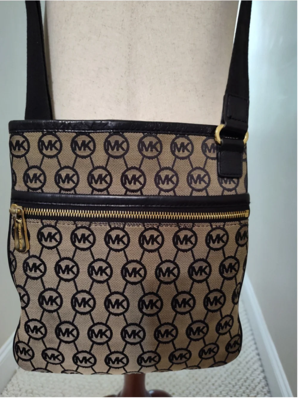 Women's Michael Kors Crossbody Bag One Size Beige Black